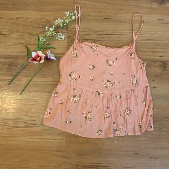 American Eagle Cropped Floral Tank - Picture 1 of 6